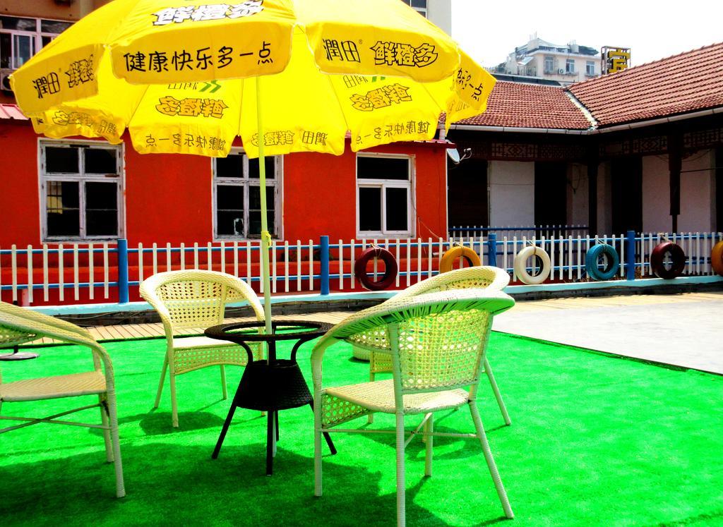 25°C Four Season Youth Hostel Qingdao Exterior foto