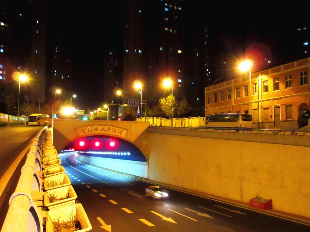 25°C Four Season Youth Hostel Qingdao Exterior foto