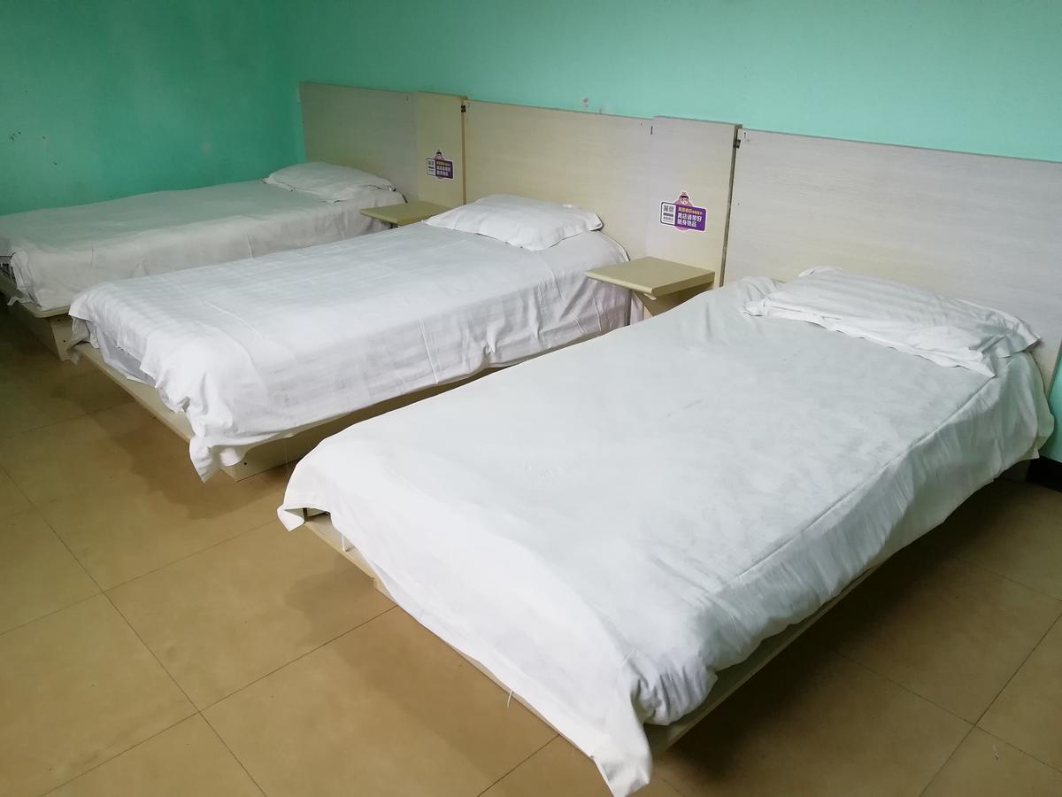 25°C Four Season Youth Hostel Qingdao Exterior foto